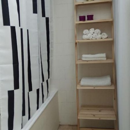 Room In Apartment ริชอน เลอซีออน ภายนอก รูปภาพ