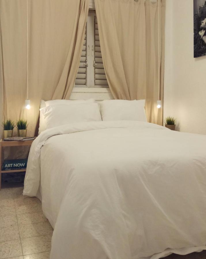 Room In Apartment ริชอน เลอซีออน ภายนอก รูปภาพ